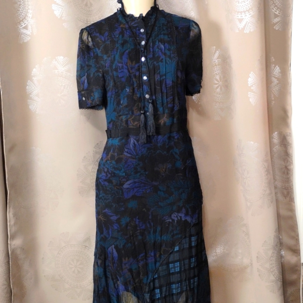 BRAND: Coach Dress - SIZE: 0 ( 100% SILK)